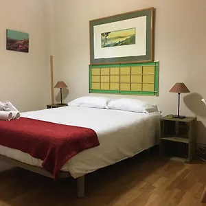 https://calido-apartamento-centrico-junto-al-funicular-y-metro.bilbaohotelsspain.com